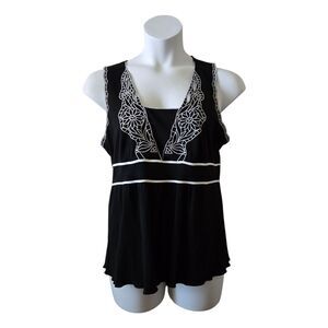 Ann Taylor Black Tunic Tank • White Floral Embroidery • Comfy Stretch • Size XL